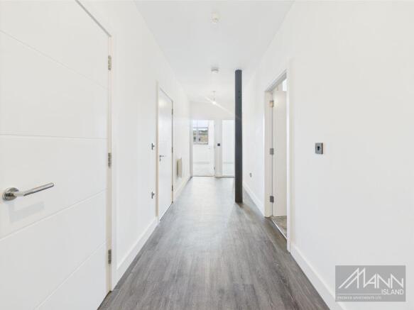 2 bed Apartment to rent Image 8