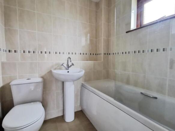 Bathroom.jpg