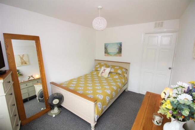 Bedroom 3.jpg