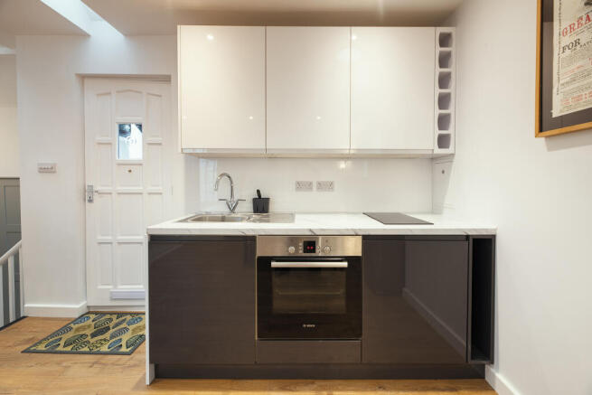 1 Kitchen 9 Browns Hill