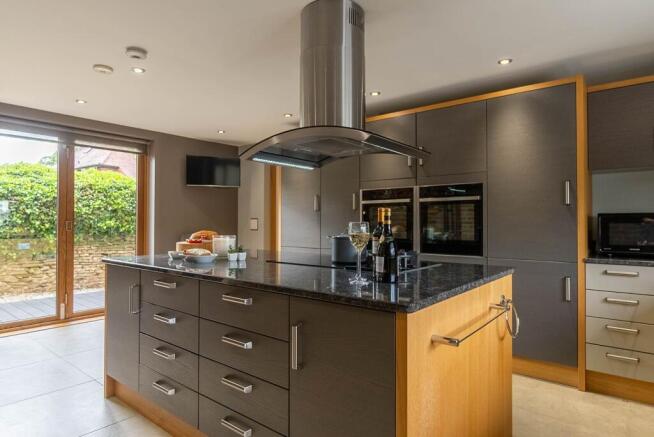 Beautifully equipped social kitchen