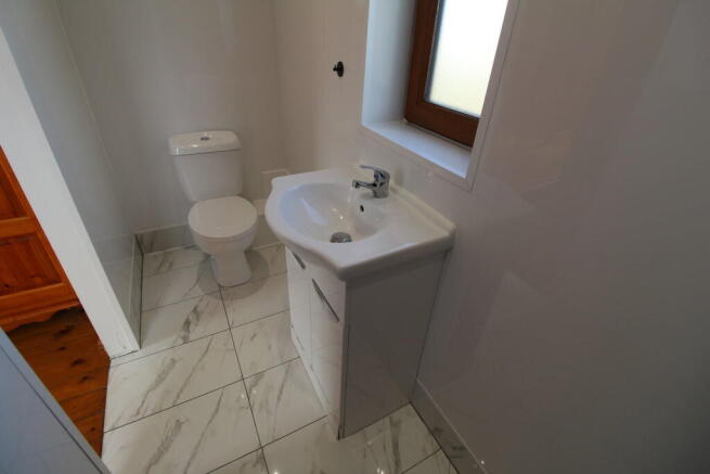 4 bed Not Specified to rent Image 11