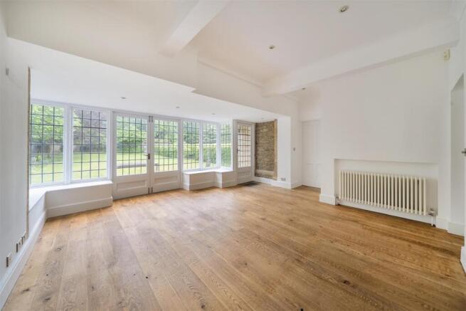 Garden/dining room