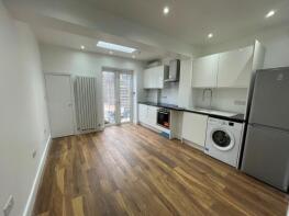 15, Reform Row, Tottenham, London N17 9SZ