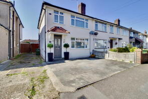 176, Lancaster Drive, Hornchurch RM12 5SL
