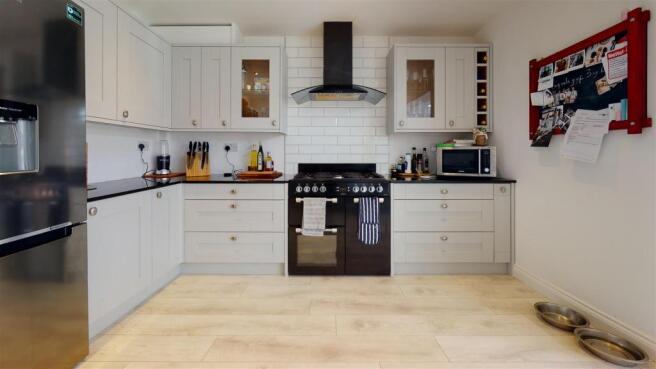 6-Philips-Road-Kitchen(1).jpg