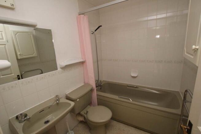 Photo 8