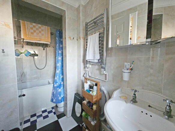 Photo 12