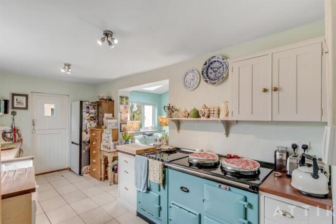 Attik 9 St Johns Road, Bungay NR35, 1DH (20).jpg