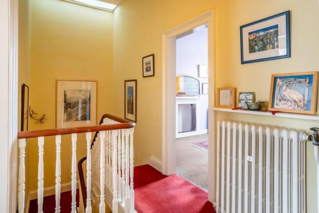4 bed Terraced for sale Image 10