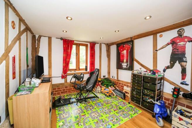 Photo 12