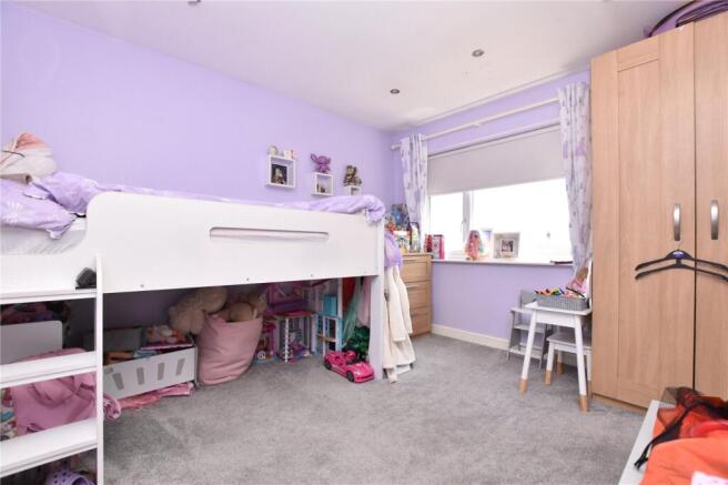 3 bed Town House for sale Image 7