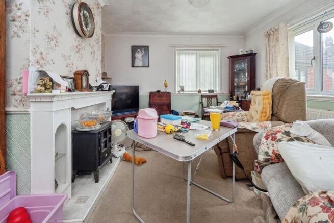 2 bed Detached Bungalow for sale Image 6