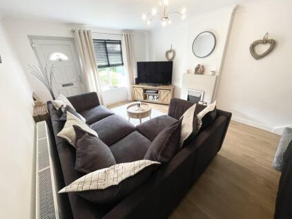 New Park Way, Farsley
