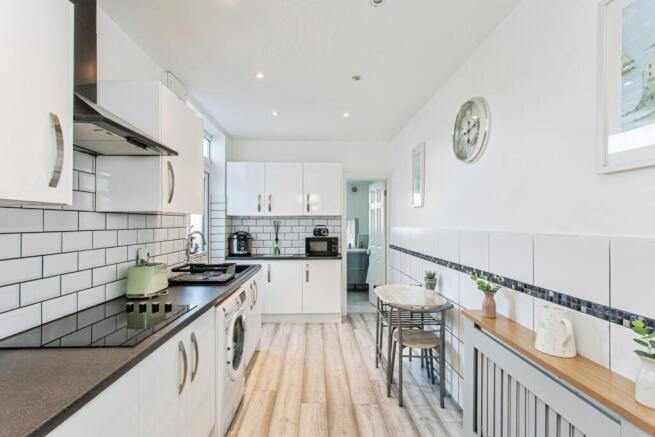 Kitchen/Breakfast Rm