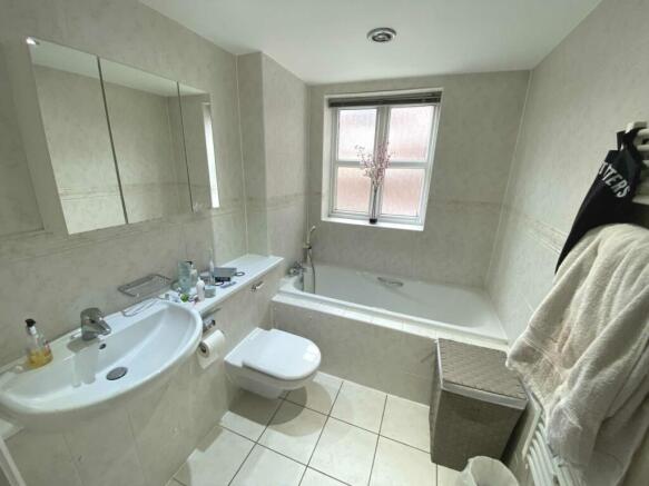 Photo 11