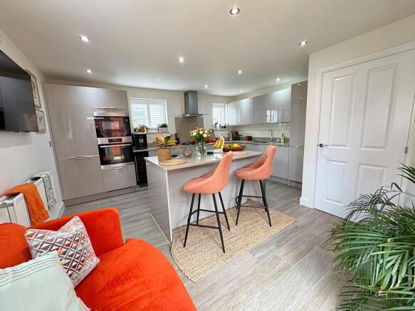 Dining Kitchen