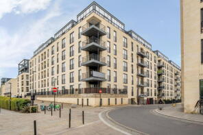 23, Alexandra House, Midland Road, Westmoreland, Bath BA2 3GD