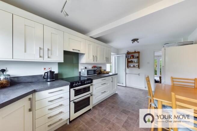 Kitchen / Breakfast