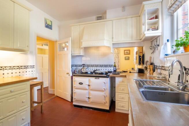 Kitchen area 