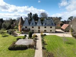 Wheatley Oast, Wheatley Lane, Kingsley, Bordon GU35 9PA