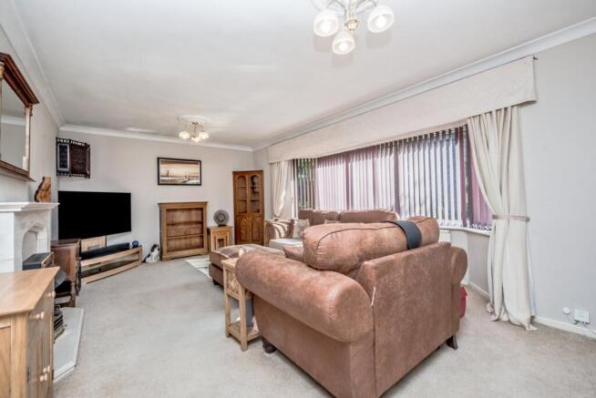 2 bed Bungalow for sale Image 6