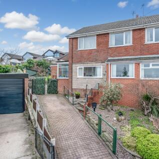 Douglas Close, Horwich, BL6