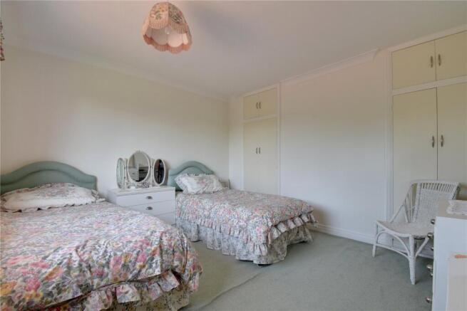 4 bed Detached for sale Image 6