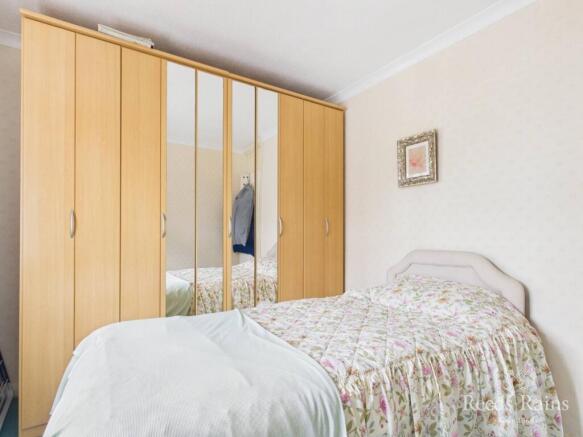 2 bed Bungalow for sale Image 4