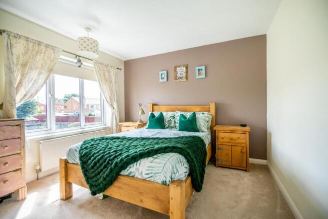 anthea drive 116-17.jpg