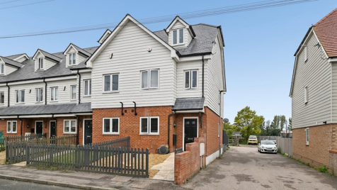Spitfire Mews, High Street, Eastchurch, ME12 4BN