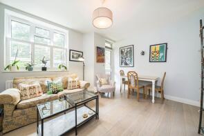 24, Braham House, Vauxhall Street, London SE11 5LD