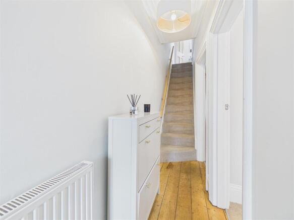 3 bed Terraced for sale Image 12
