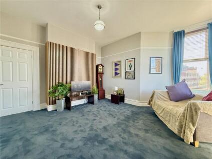 Lathom Road, Southport, PR9
