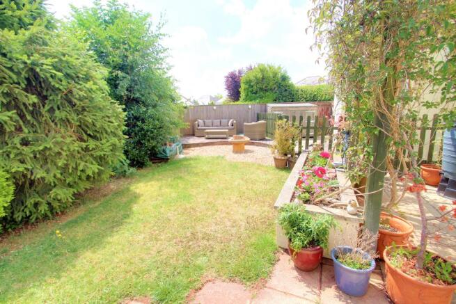 Garden (2)