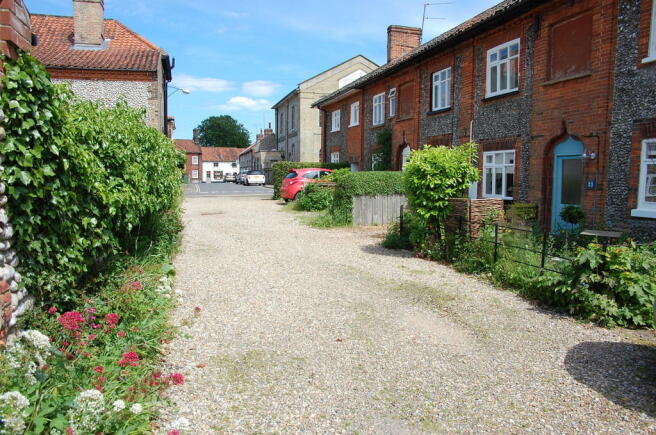 Photo 9