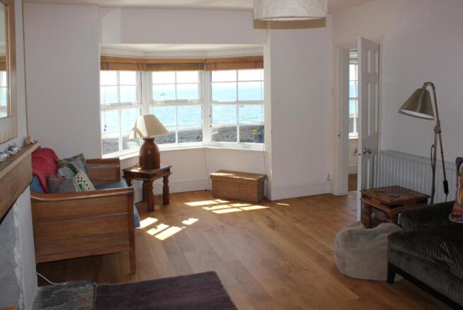 Living room 1