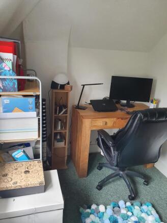 Photo 10