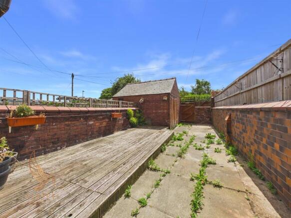 2 bed Terraced for sale Image 9
