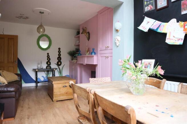 DINING KITCHEN