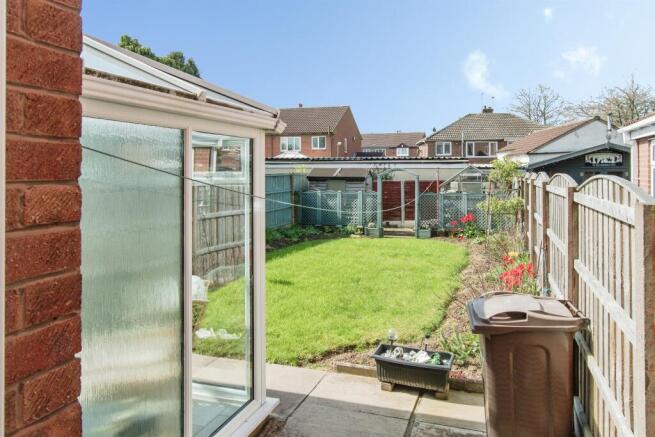 3 bed Semi-Detached for sale Image 4