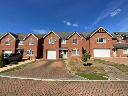 Chandlers Way, Stone, ST15