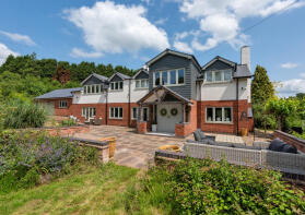 Tall Trees House, Sneads Green To Cutnall Green, Cutnall Green, Droitwich WR9 0PY