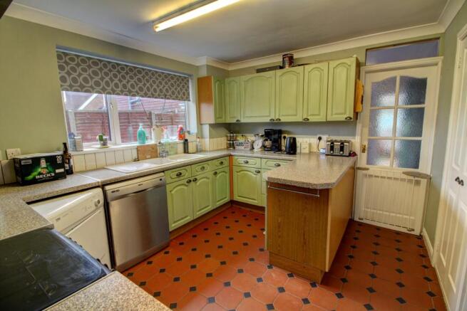 Kitchen `