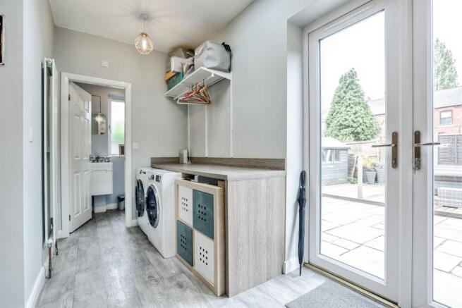 4 bed Semi-Detached for sale Image 7