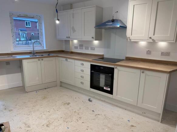 Plot 306 Kitchen.jpeg