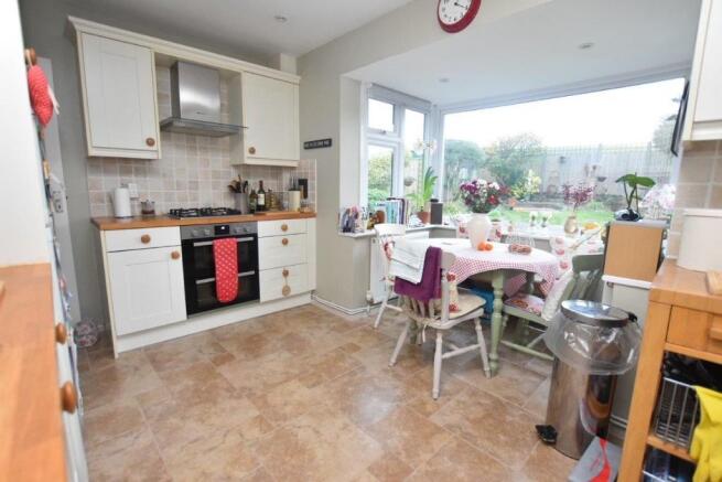 Kitchen/dining area