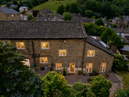 Low Fold, Long Lee Lane, Keighley, BD21 4RS