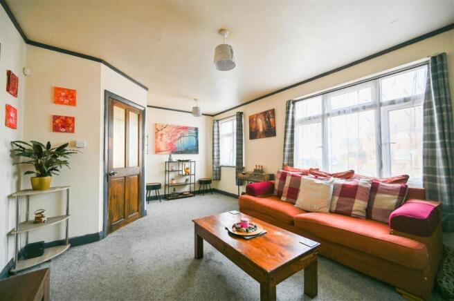 Lounge / Dining Room