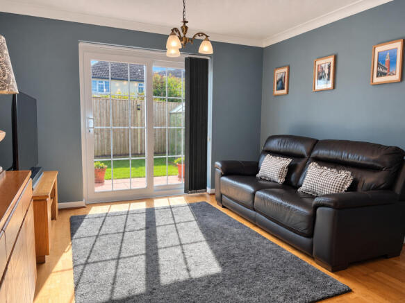 Beautifully presented bungalow on private drive - North Croft, Williton photo 4